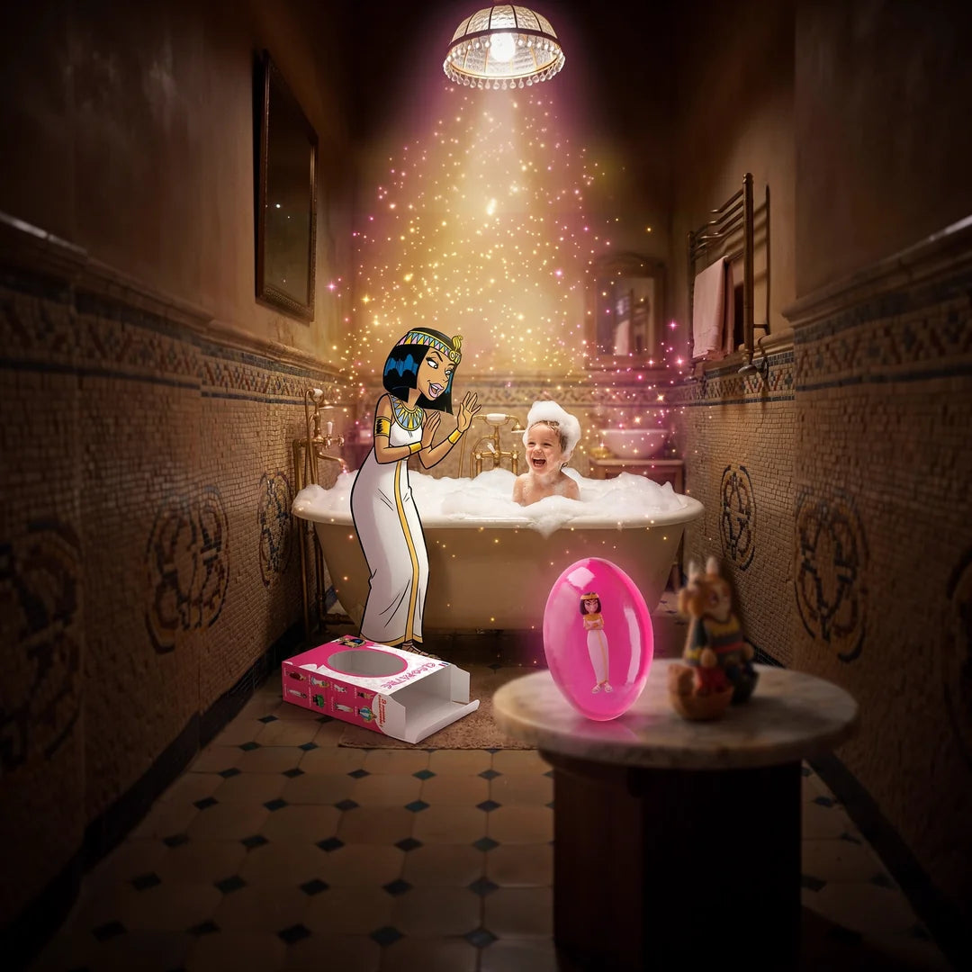 Savon, parfum framboise avec sa figurine Cléopâtre