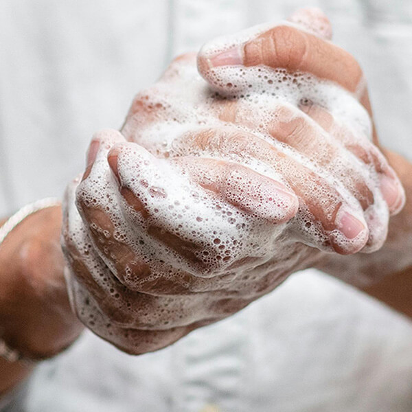 laver les mains savon laino laboratoires bioligo